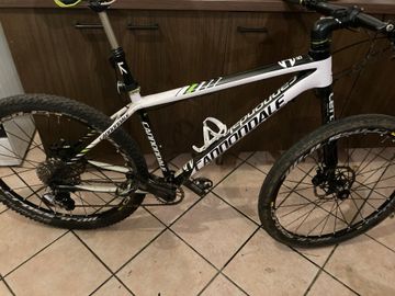 Tweedehands Cannondale F-Si Carbon 2 2017 2017 Mountainbike — afbeelding 2 van 6