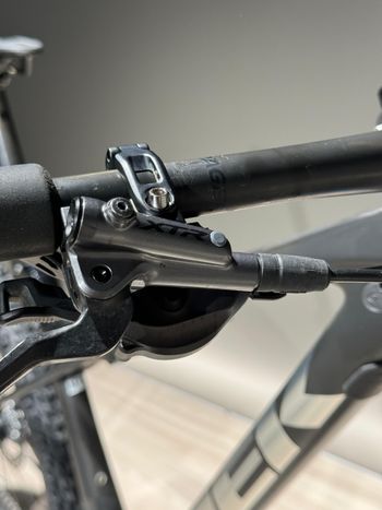 Used Trek SUPERCALIBER GEN 1 TG. M/L 2023 Mountainbike, Black — image 19 of 20