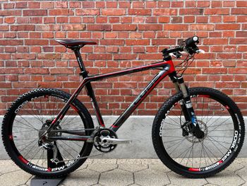 Used CUBE Elite SCR Carbon 27 Speed/Size L/Shimano XT/Fox 32/DT-Swiss/Good Condition! 2015 Mountainbike, Schwarz — image 1 of 14