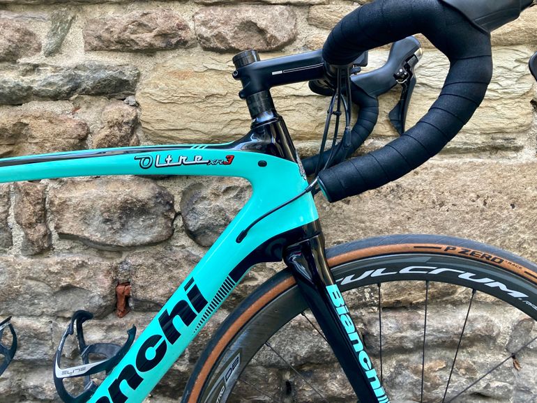 Bianchi Oltre XR3 used in 56 cm | buycycle CA