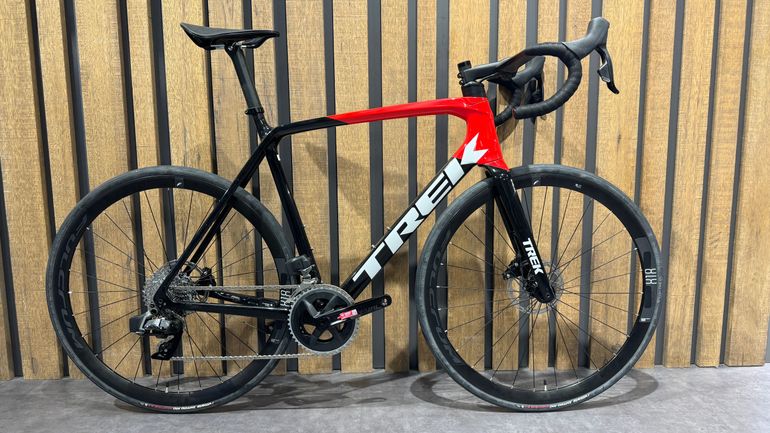 Used Trek Émonda SL 6 Disc - Rival AXS 2022 Road & Gravel — image 1 of 18