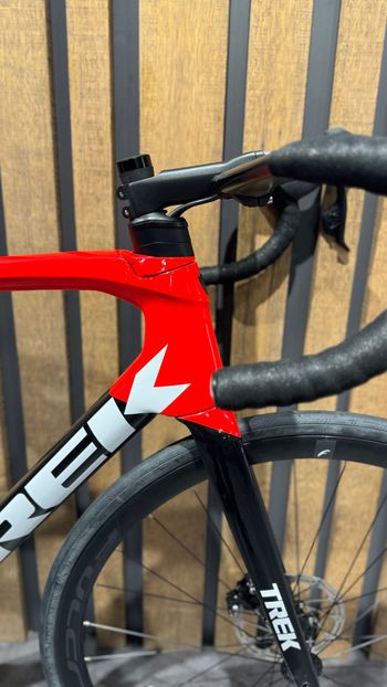 Used Trek Émonda SL 6 Disc - Rival AXS 2022 Road & Gravel — image 5 of 18