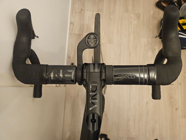 Used Van rysel fcr 2023 Road & Gravel, Black — image 6 of 6