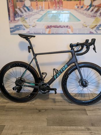 Used Factor O2 2020 Road & Gravel, Light Gray — image 1 of 4