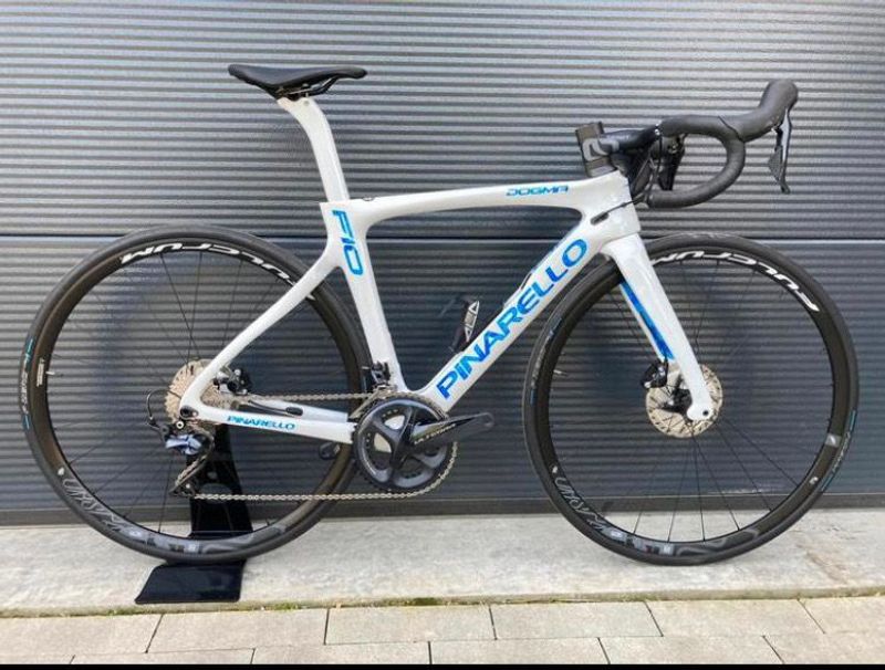 Gebrauchtes Pinarello Dogma F10 Disk Frameset 2021 2021 Road & Gravel, Weiß — Bild 1 von 7