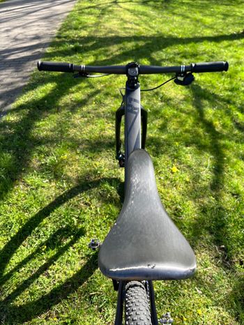 Used Stoll R1 2023 Mountainbike, Schwarz — image 7 of 9