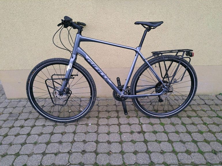 Used Giant ToughRoad SLR 1 2022 Road & Gravel — image 1 of 5