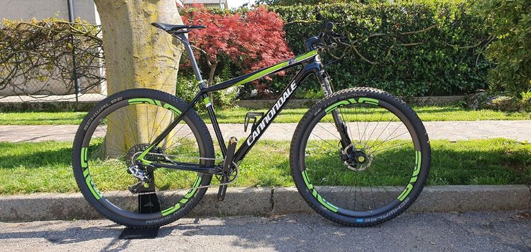 Used Cannondale F-Si Carbon Team 2017 2017 Mountainbike, Schwarz — image 1 of 13
