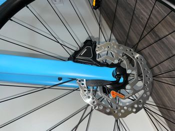 Used Canyon Roadlite 4 2023 Road & Gravel — image 2 of 10