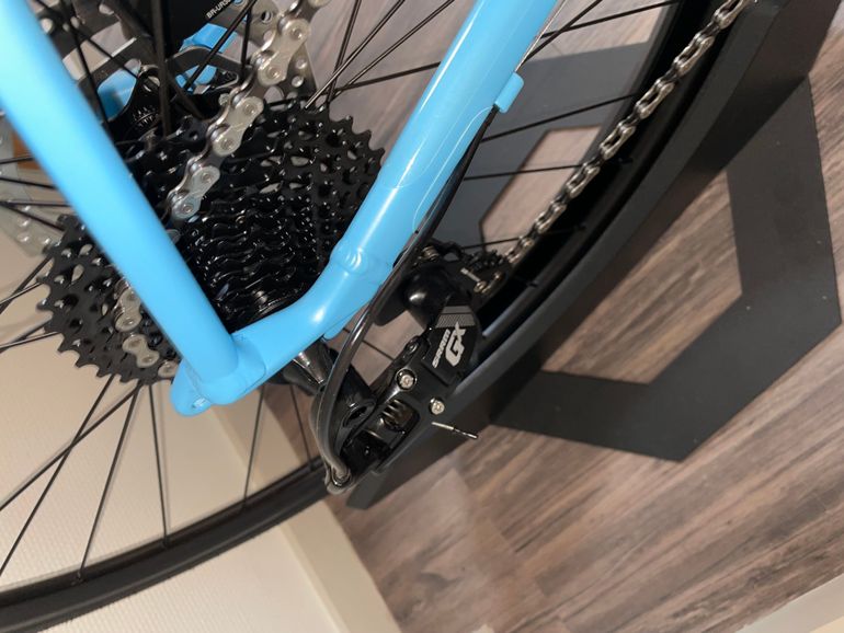 Used Canyon Roadlite 4 2023 Road & Gravel — image 9 of 10
