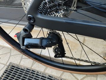 Gebrauchtes Scott Addict RC 30 2024 Road & Gravel, Hellgrau — Bild 2 von 6