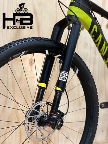 Used Canyon Lux CF 9.9 CARBON X01 2018 Mountainbike, Black — image 4 of 15