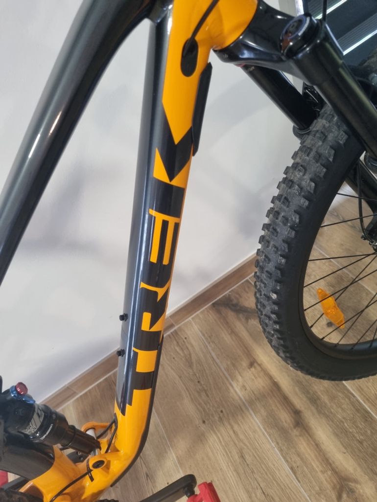 Used Trek Fuel EX 5 2021 Mountainbike, Orange — image 4 of 5