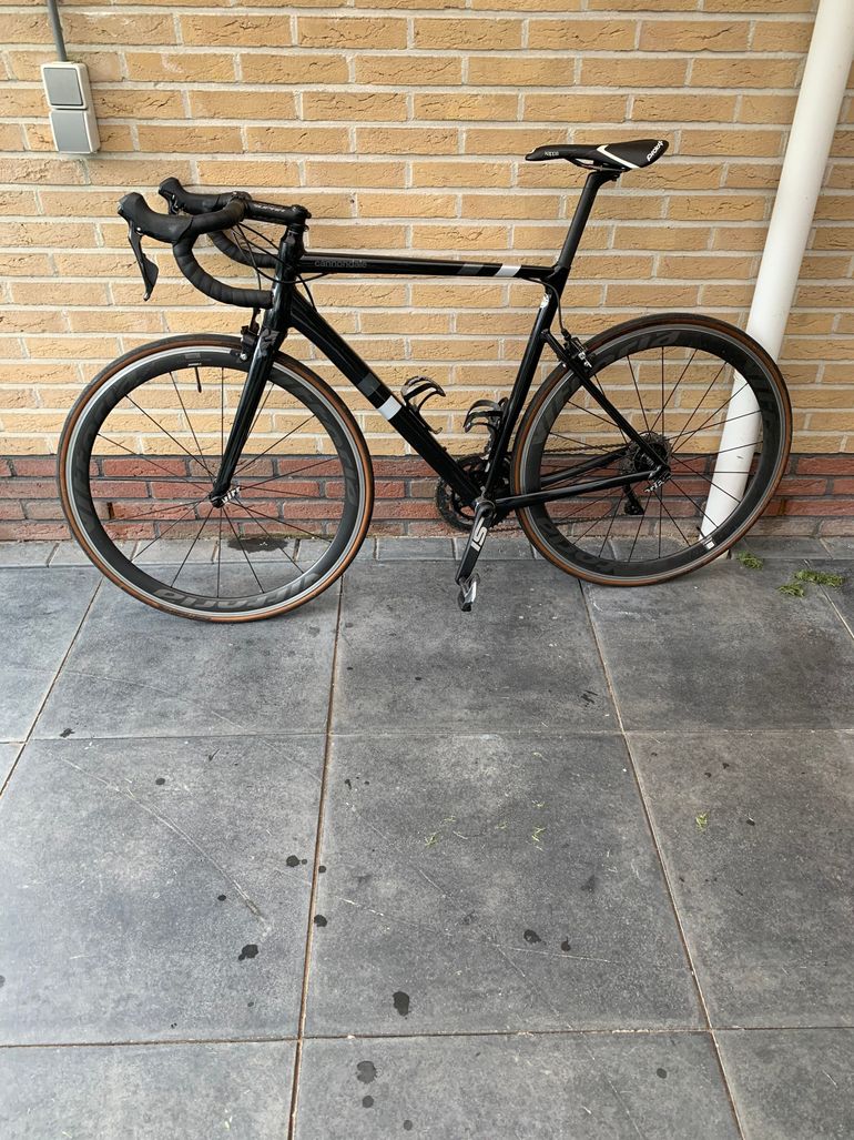 Used Cannondale CAAD13 105 2023 2023 Road & Gravel, Black — image 2 of 8