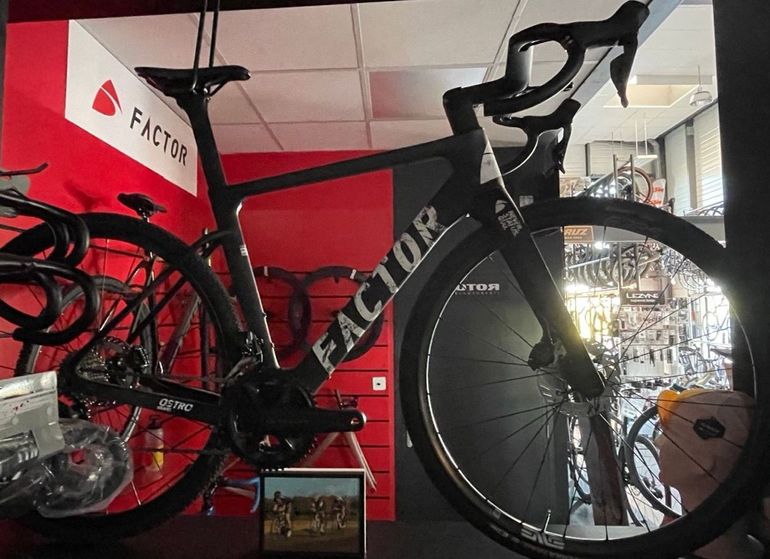 Used Factor Ostro Gravel 2023 2023 Road & Gravel, Black — image 1 of 3
