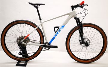 Gebrauchtes CUBE REACTION C:62 PRO 2022 2022 Mountainbike, Hellgrau — Bild 2 von 10