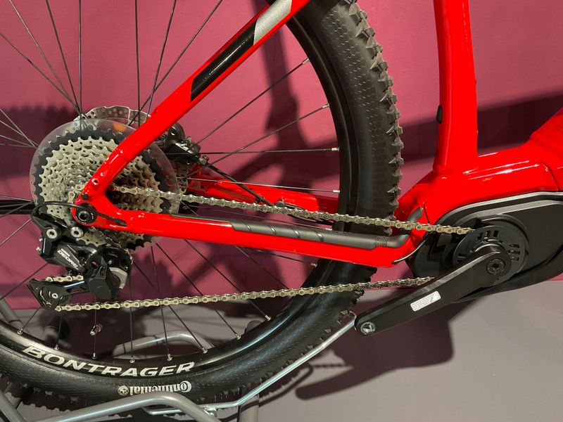 Used Trek Powerfly 5 2018 2018 Mountainbike, Red — image 2 of 5