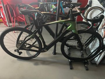 Pinarello Grevil GRX 2022 2022 Road & Gravel de segunda mano, Negro — imagen 2 de 5