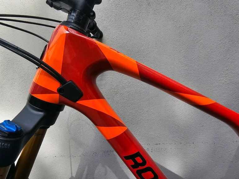 Used Rocky Mountain Element Carbon 50 2022 Mountainbike, Rosso — image 30 of 45