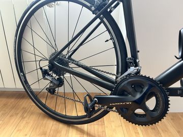 Tweedehands Canyon Ultimate CF SL 8.0 2020 2020 Road & Gravel — afbeelding 5 van 9