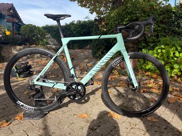 Used Canyon Ultimate CFR LTD 2025 2025 Road & Gravel, Blue — image 6 of 6