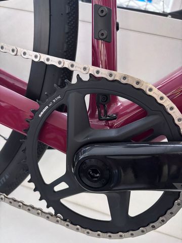 BMC ROADMACHINE X TWO 2024 Road & Gravel usato, Rosso — immagine 9 di 11