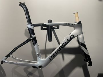 Used Pinarello Dogma F Frameset 2024 Road & Gravel, Light Gray — image 6 of 9