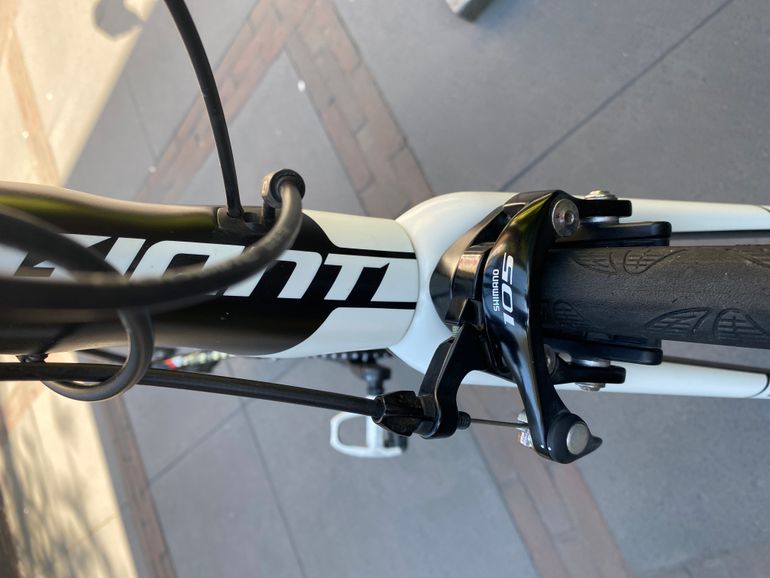 Used Giant TCR Advanced 2 2016 2016 Road & Gravel, Black — image 9 of 11