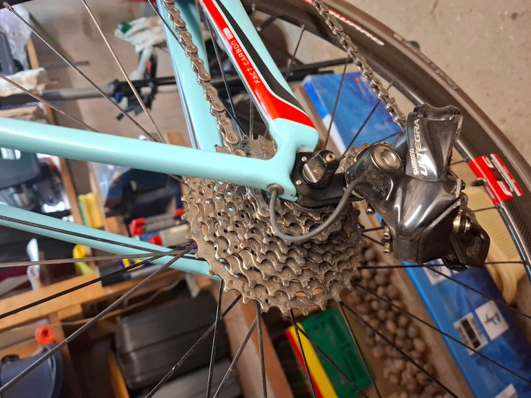 Used Specialized Roubaix SL4 Expert 2016 2016 Road & Gravel, Green — image 7 of 10