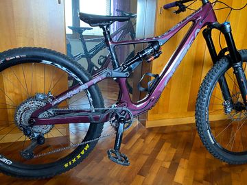 Gebrauchtes Orbea RALLON M20 2023 2023 Mountainbike, Violett, 29 — Bild 23 von 24