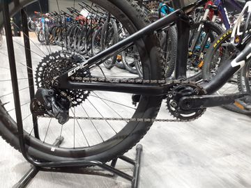 Used Specialized Epic SRAM XX1 Eagle 2019 Mountainbike, Black — image 5 of 5