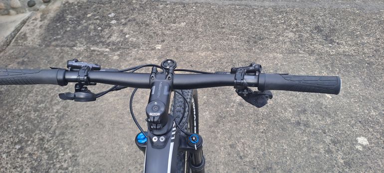 Used Canyon LUX SRAM GX Eagle 2022 Mountainbike — image 7 of 8