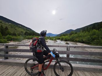 Used Cannondale Habit 4 2024 2024 Mountainbike, Red, 27.5 — image 5 of 6