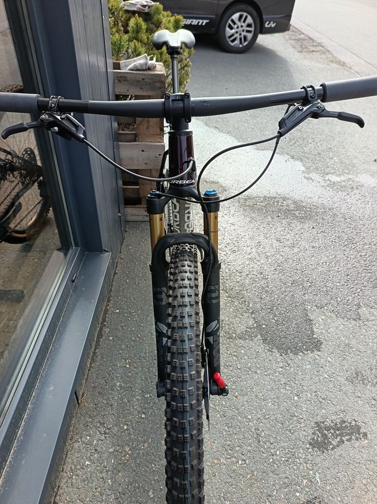 Used Orbea Orbea Alma M-LDT 2023 Mountainbike, Red — image 9 of 10