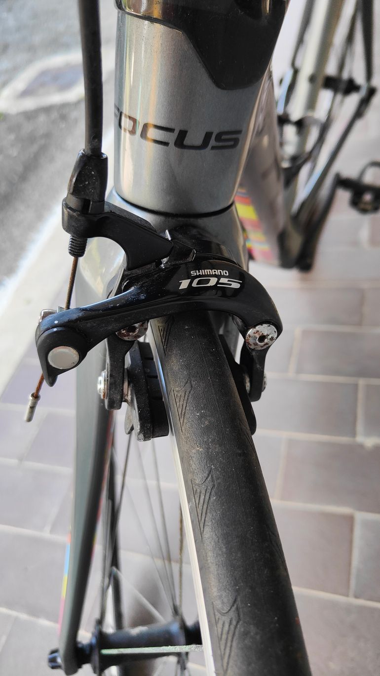 Used Focus Izalco Shimano 105 2019 Road & Gravel, Light Gray — image 10 of 10