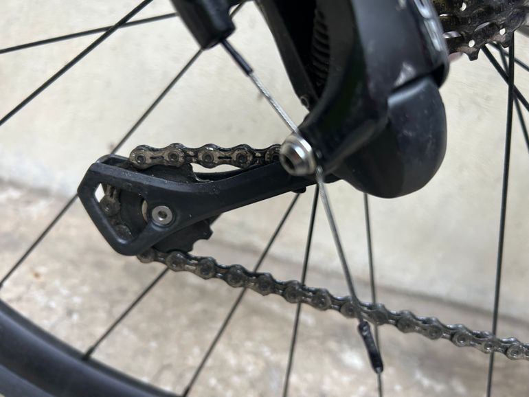 Used Cannondale Synapse Disc 105 2018 2018 Road & Gravel, Light Gray — image 27 of 28
