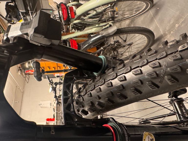 Used Specialized S-Works Epic 2023 2023 Mountainbike, Green — image 9 of 9