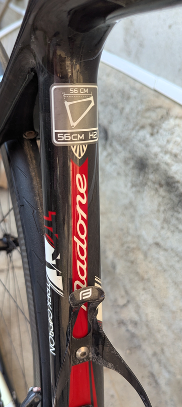 Used Trek Madone 5.2 H2 (Compact) 2012 2012 Road & Gravel, Red — image 26 of 26