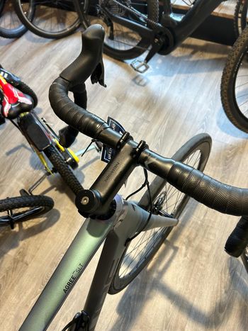 Used CUBE AGREE C:62 SLT 2021 2021 Road & Gravel, Light Gray — image 8 of 8