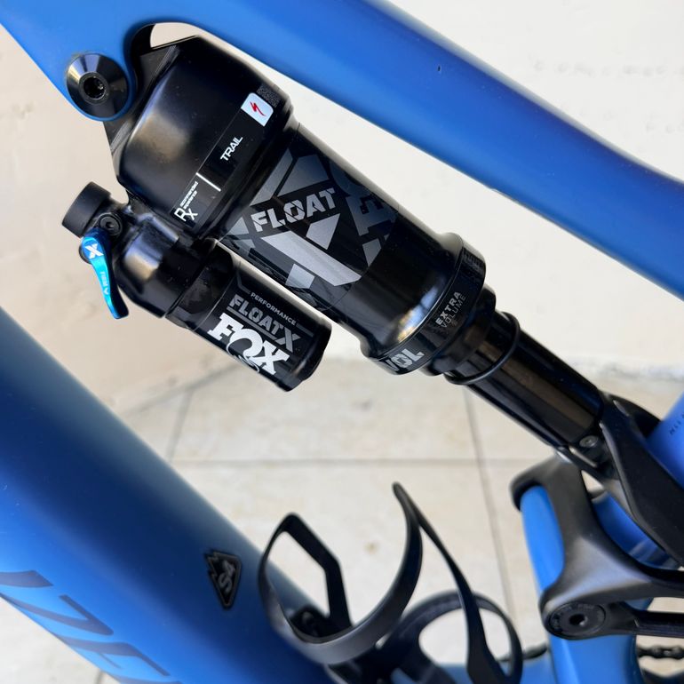 Used Specialized SPECIALIZED TURBO LEVO SL EXPER COMP CARBON 2023 Mountainbike, Blue — image 8 of 11