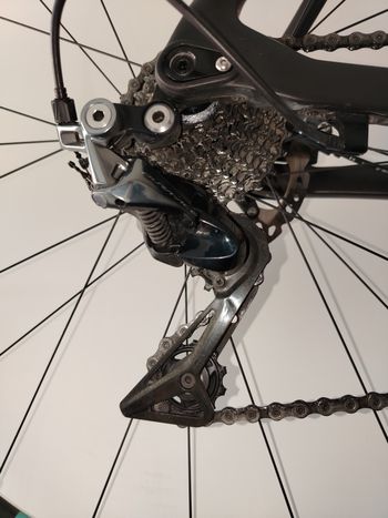 Used Bianchi Oltre Shimano Ultegra 2020 Road & Gravel, Black — image 8 of 9
