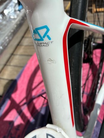 Used Giant Defy Advanced 1 2015 2015 Road & Gravel — image 4 of 4