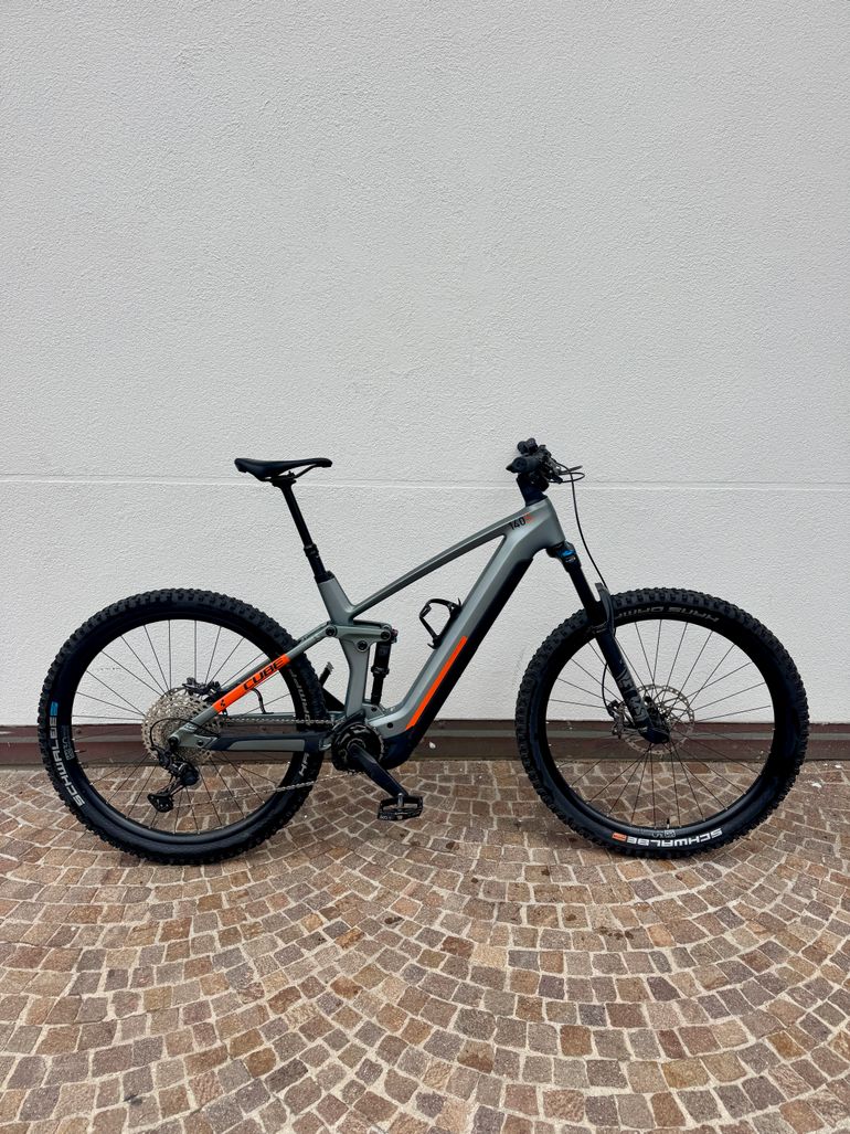 Used CUBE Stereo hybrid Shimano Deore XT 2022 Mountainbike, Light Gray — image 6 of 6