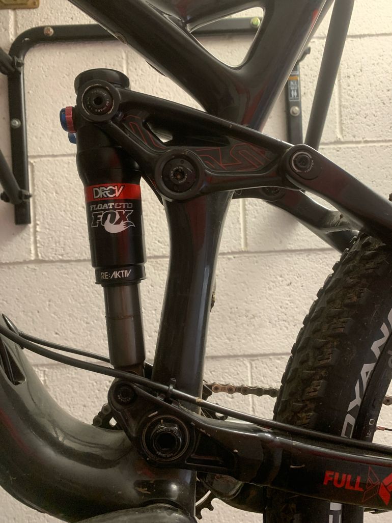 Used Trek Remedy 9.8 27.5 2018 2018 Mountainbike, Nero — image 7 of 7