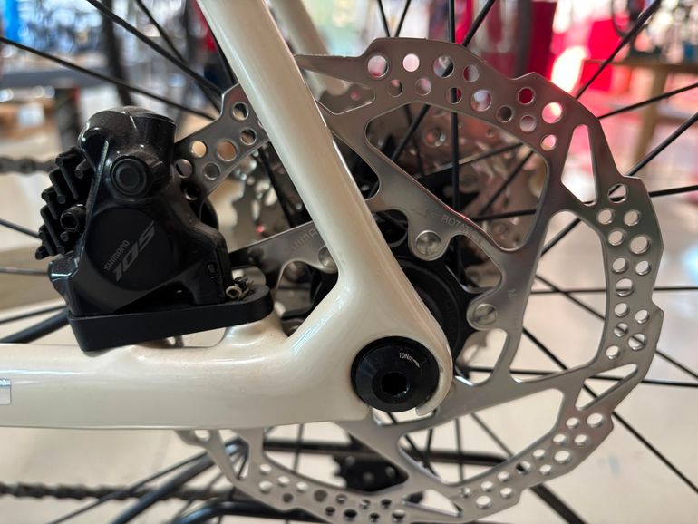 Used Orbea ORCA M30 2024 2024 Road & Gravel, White — image 10 of 14
