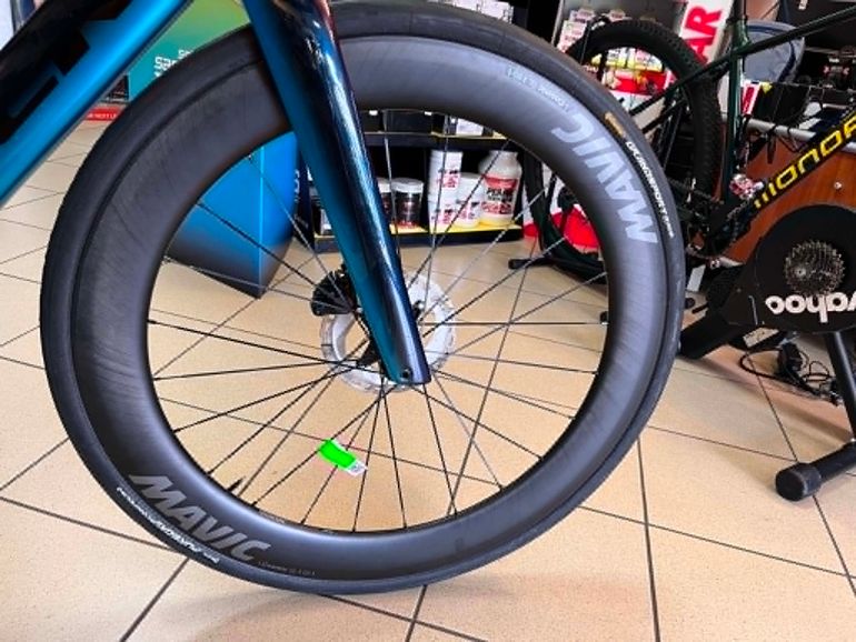 Used Trek Madone SLR 7 Gen 7 2024 2024 Road & Gravel — image 21 of 21