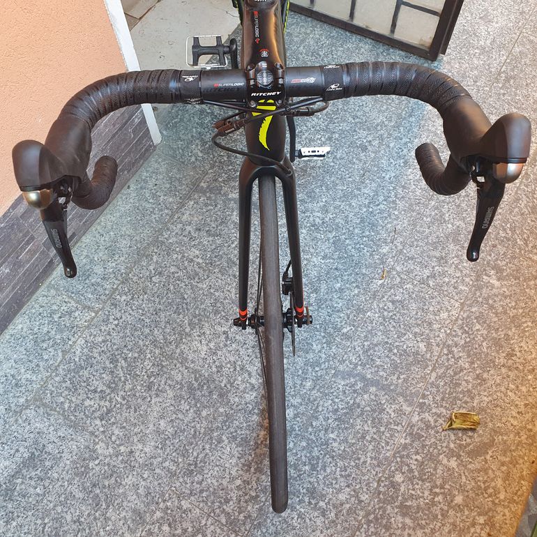Used Specialized Tarmac Expert Disc 2016 Road & Gravel, Black — image 6 of 9