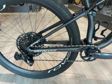 Used Specialized Epic SRAM X01 Eagle 2022 Mountainbike, Black — image 8 of 14