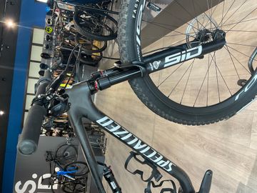 Used Specialized Epic SRAM X01 Eagle 2022 Mountainbike, Black — image 9 of 14