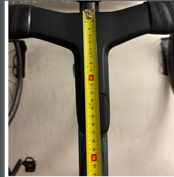 Używany Scott Foil Shimano Ultegra Di2 2025 Road & Gravel — zdjęcie 8 z 9